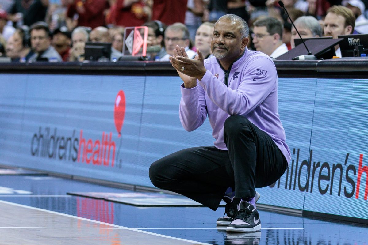 Mar 14, 2024; Kansas City, MO, USA; Kansas State Wildcats coach Jerome Tang on the side lines during the first half Iowa State Cyclones at T-Mobile Center. Mandatory Credit: William Purnell-USA TODAY Sports