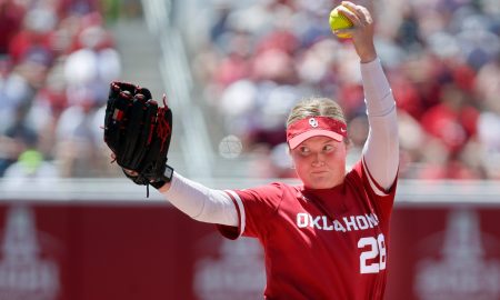 Oklahoma's Kelly Maxwell (28) throws a pitch during the Norman Regional NCAA tournament game between the Oklahoma Sooners and the Oregon Ducks at Love's Field in Norman, Okla. Saturday, May, 18, 2024.